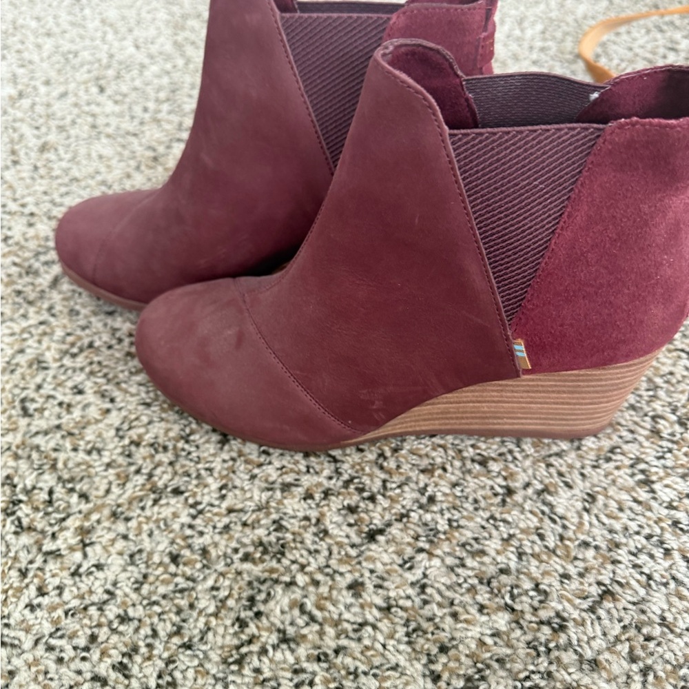 Toms Red Ankle Boots with Elastic Panels